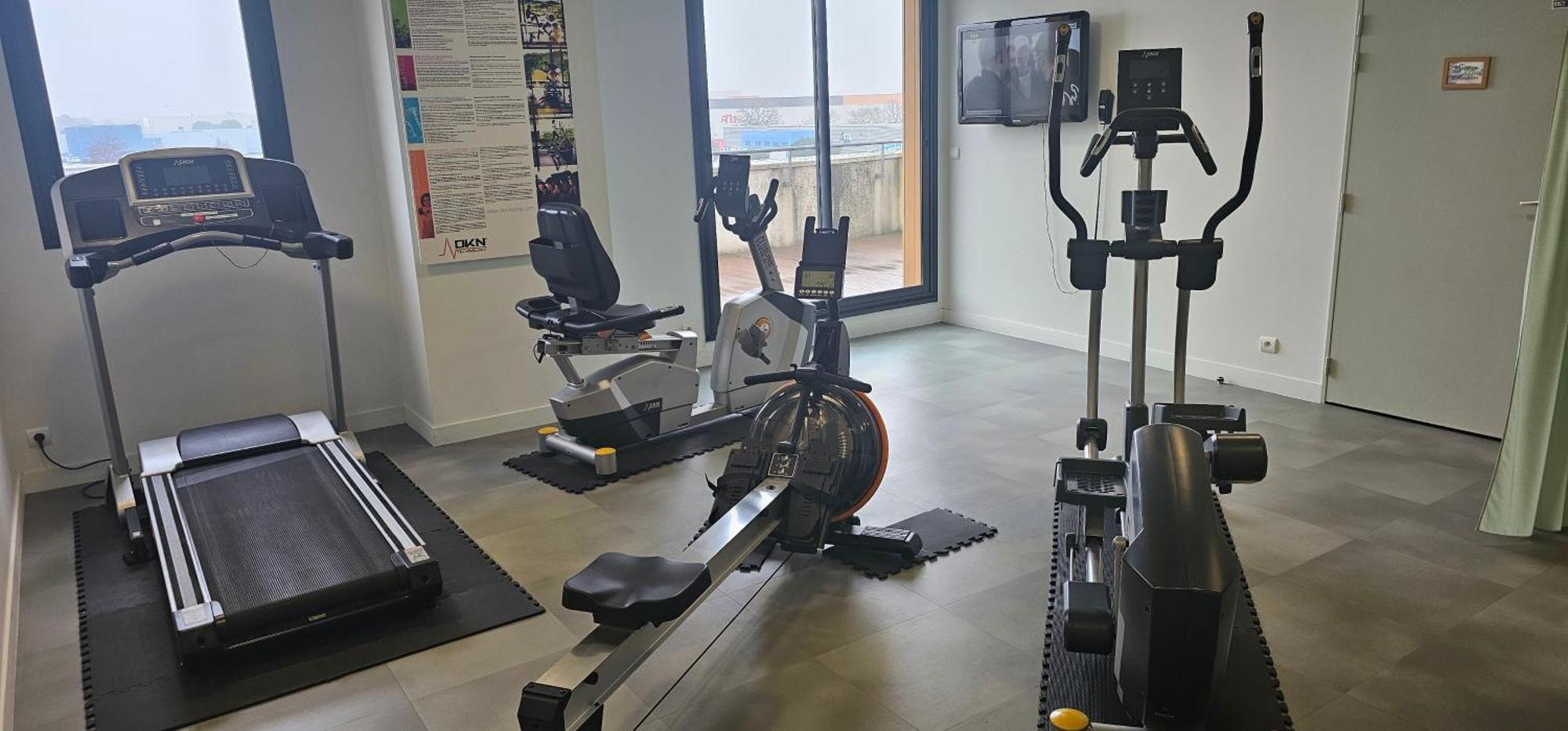 Brit Hotel Vendee Mer Les Achards  Экстерьер фото